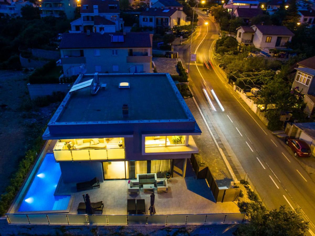 Luxury Apartment Imperia Krk Town Exterior photo